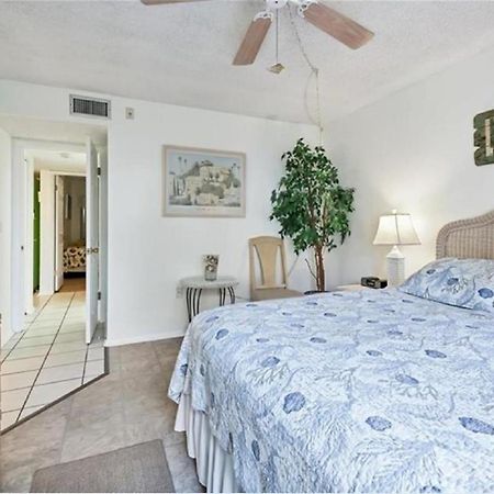 Apartament Siesta Key Escape Ground Floor Steps To Heated Pool And Free Trolley Zewnętrze zdjęcie