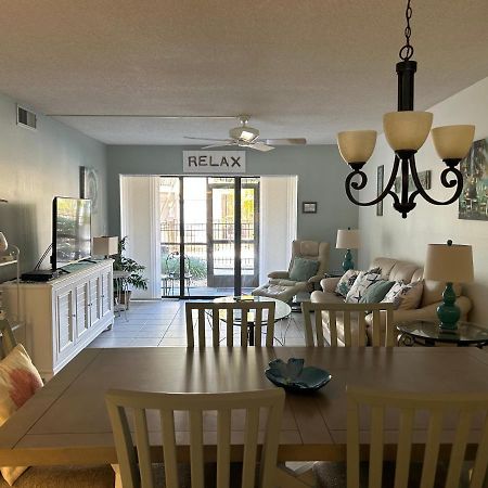 Apartament Siesta Key Escape Ground Floor Steps To Heated Pool And Free Trolley Zewnętrze zdjęcie