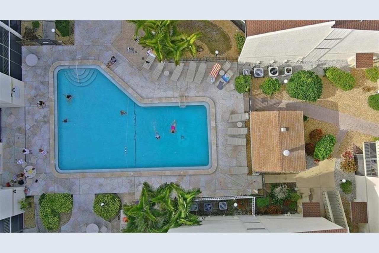 Apartament Siesta Key Escape Ground Floor Steps To Heated Pool And Free Trolley Zewnętrze zdjęcie