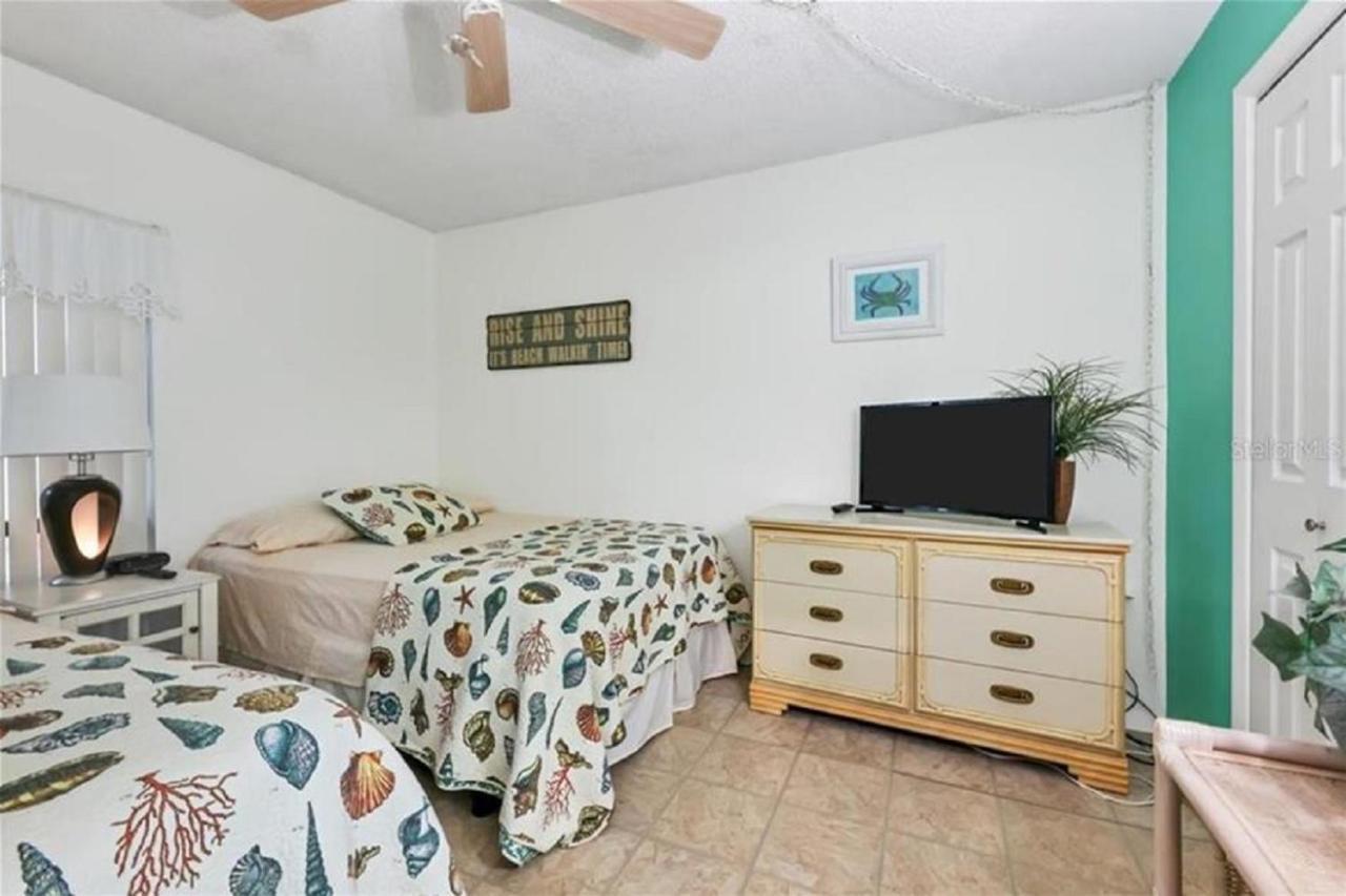 Apartament Siesta Key Escape Ground Floor Steps To Heated Pool And Free Trolley Zewnętrze zdjęcie