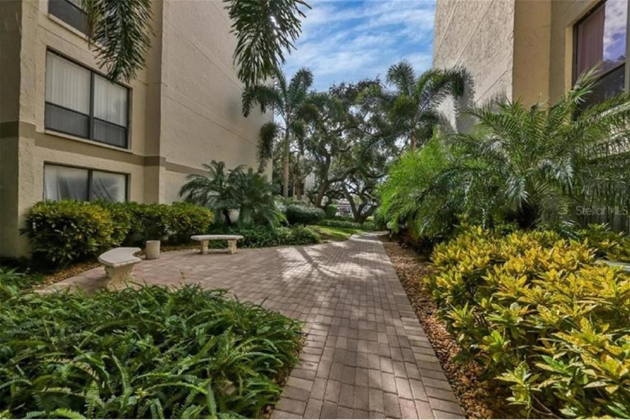 Apartament Siesta Key Escape Ground Floor Steps To Heated Pool And Free Trolley Zewnętrze zdjęcie