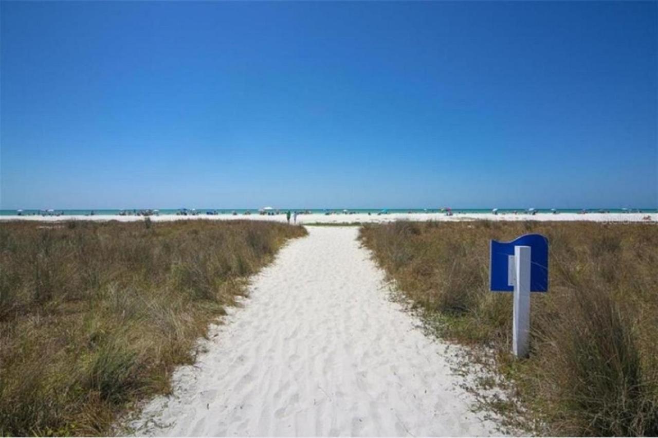 Apartament Siesta Key Escape Ground Floor Steps To Heated Pool And Free Trolley Zewnętrze zdjęcie