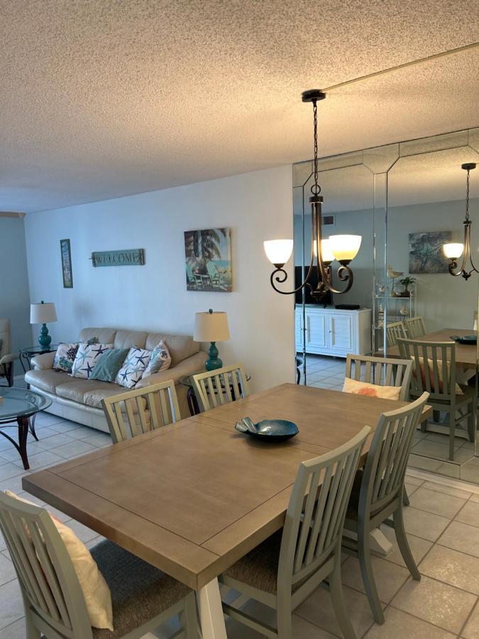Apartament Siesta Key Escape Ground Floor Steps To Heated Pool And Free Trolley Zewnętrze zdjęcie