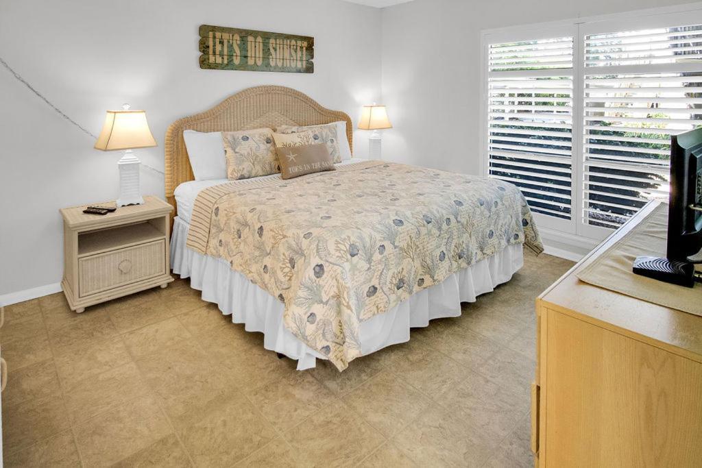 Apartament Siesta Key Escape Ground Floor Steps To Heated Pool And Free Trolley Zewnętrze zdjęcie